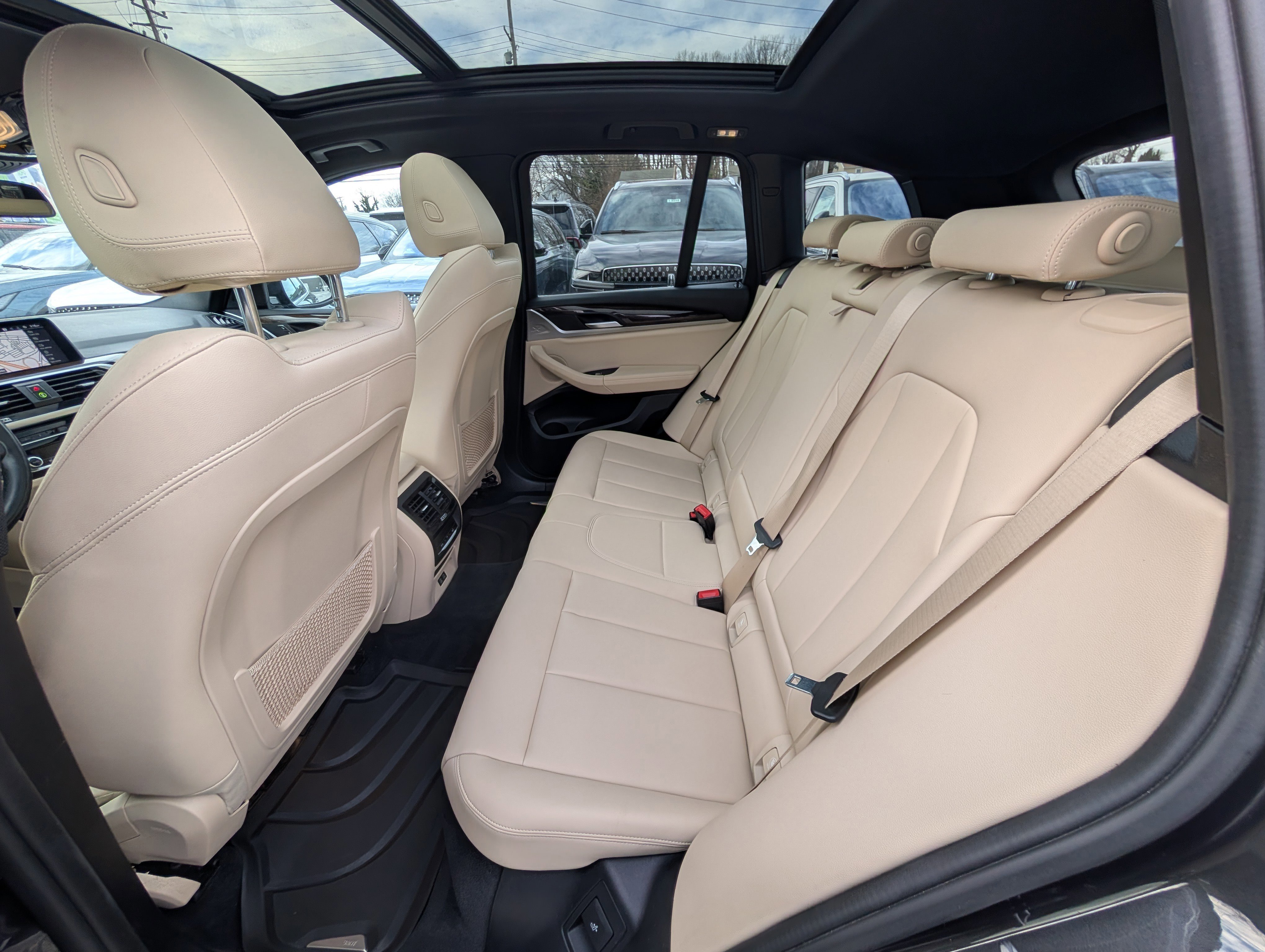 Used 2021 BMW X3 xDrive30i w/ Premium Package image 16