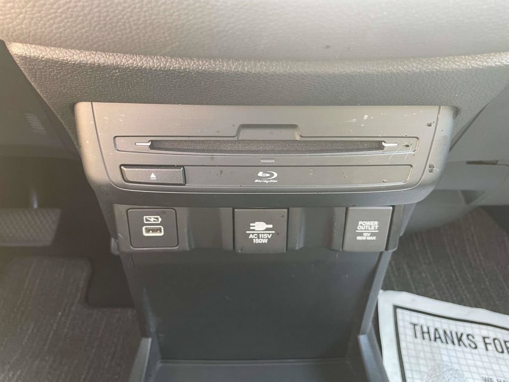 Used 2022 Honda Odyssey Touring image 23