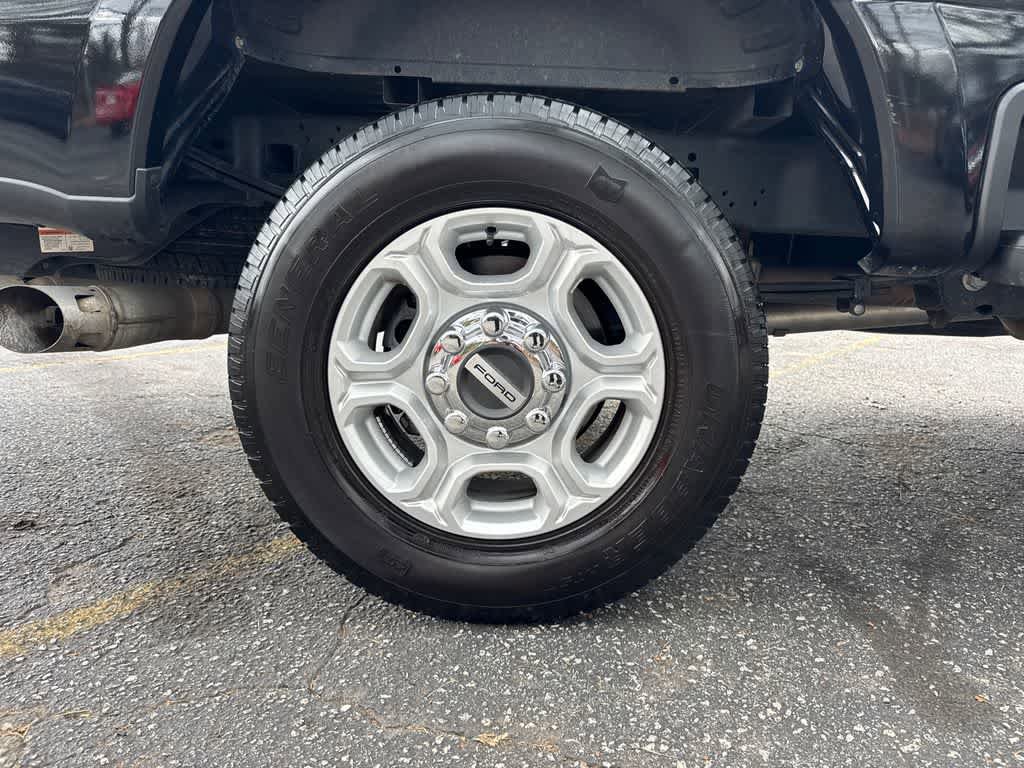 Certified 2025 Ford F250 XLT AWD/4WD image 30