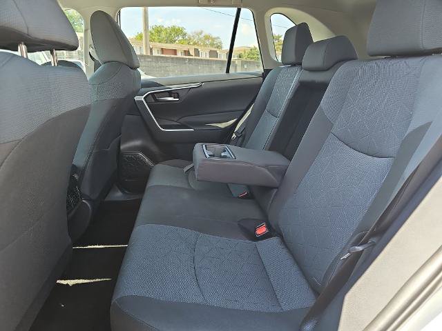 Used 2025 Toyota RAV4 XLE FWD image 14
