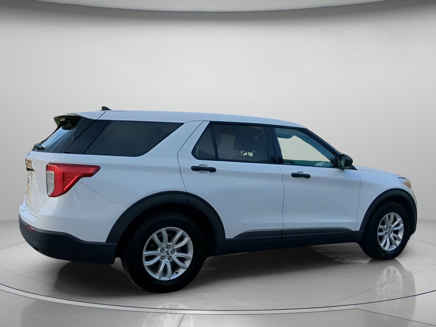 Certified 2021 Ford Explorer 2WD image 30