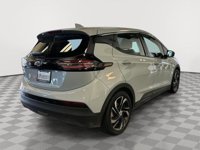 Used 2022 Chevrolet Bolt LT w/ Infotainment Package image 3