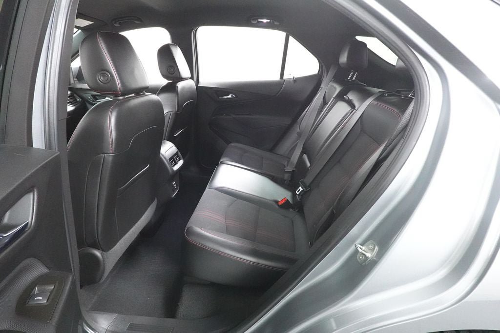 Used 2023 Chevrolet Equinox RS AWD/4WD image 25