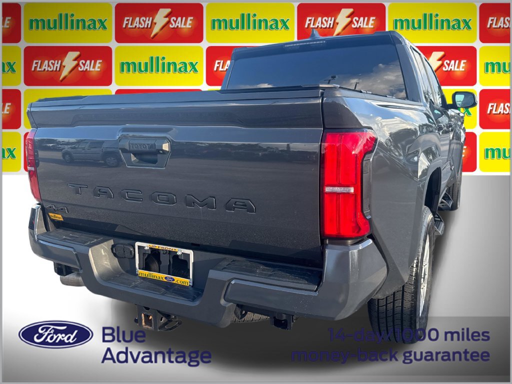 Used 2025 Toyota Tacoma SR5 AWD/4WD image 4