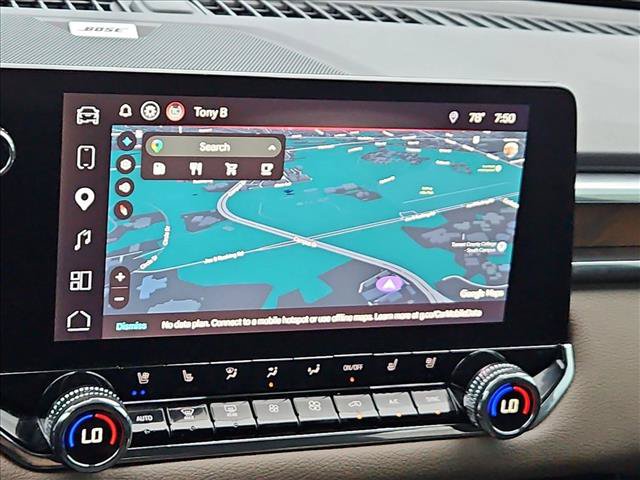Used 2025 GMC Canyon Denali AWD/4WD image 12