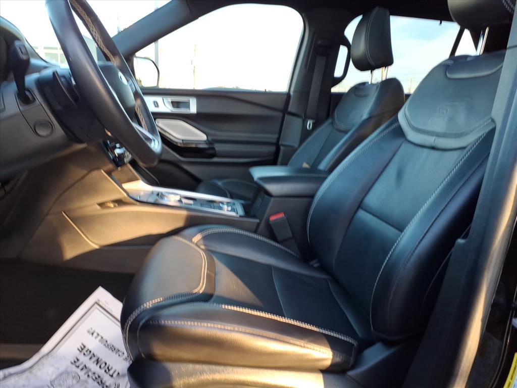 Certified 2022 Ford Explorer ST w/ Equipment Group 401A image 16