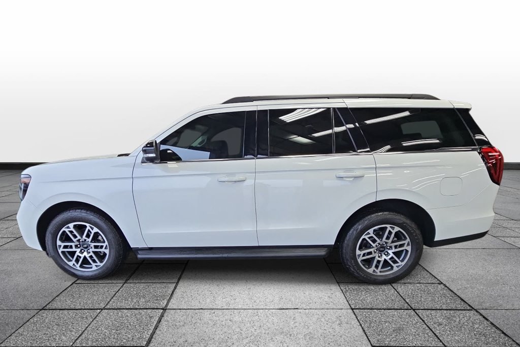 Certified 2026 Ford Expedition Active AWD/4WD image 8