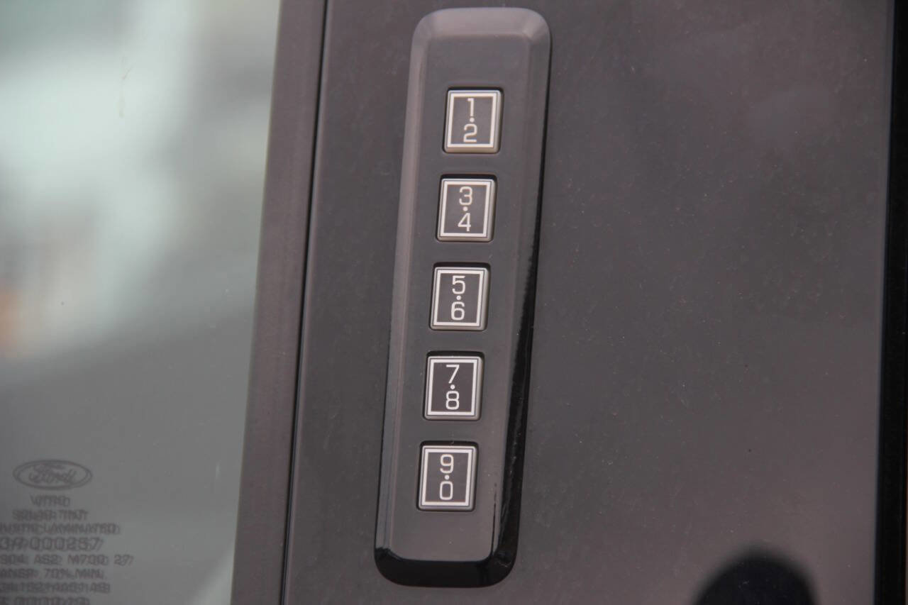 Certified 2022 Ford F150 XLT w/ Equipment Group 302A High image 13