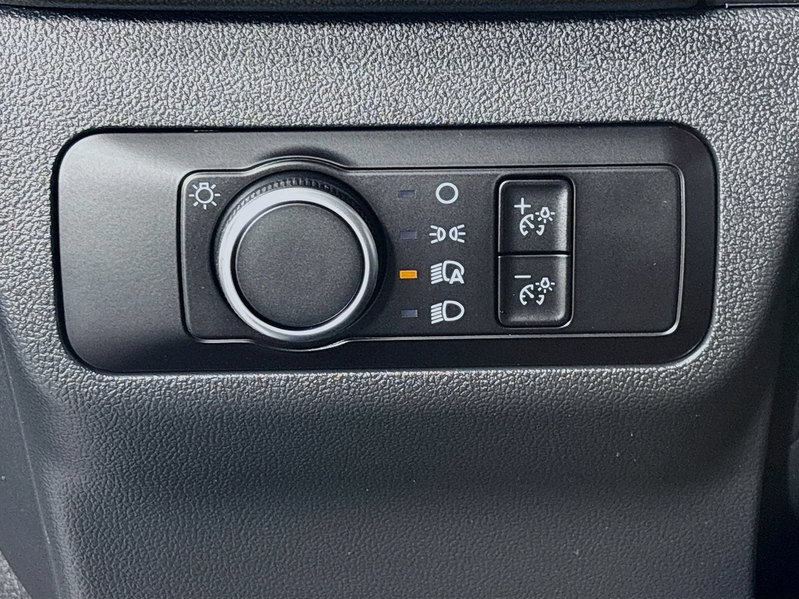 Certified 2025 Ford Escape ST-Line FWD image 10