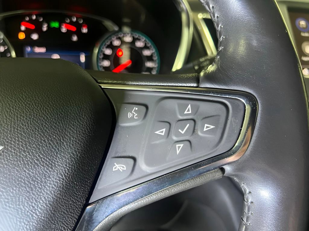 Used 2021 Chevrolet Equinox LT w/ Driver Convenience Package image 25