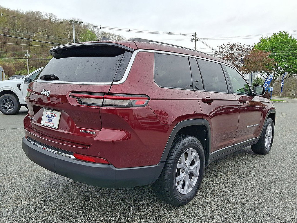Used 2022 Jeep Grand Cherokee L Limited AWD/4WD image 25