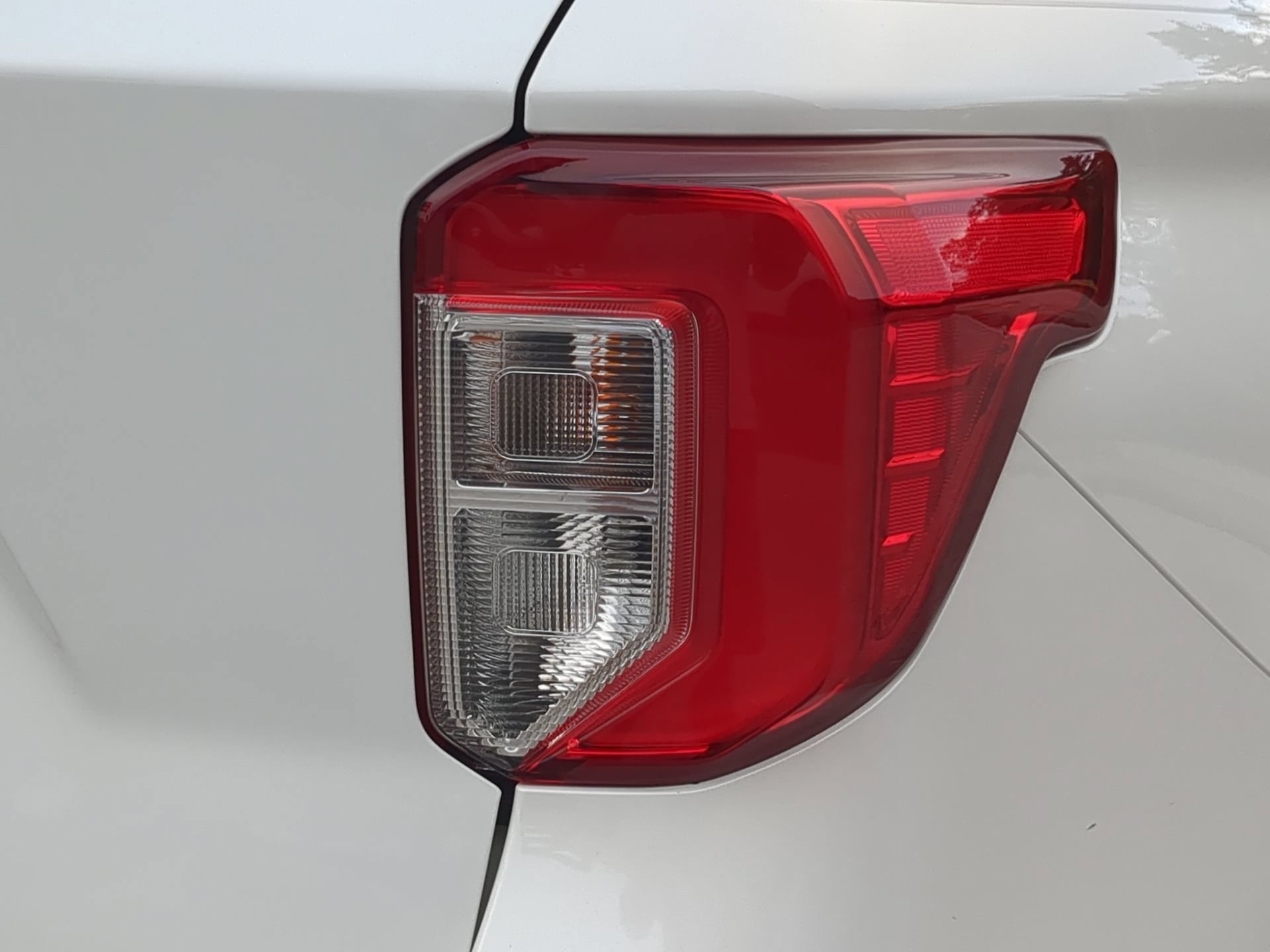 Certified 2023 Ford Explorer XLT w/ Equipment Group 202A RWD image 45