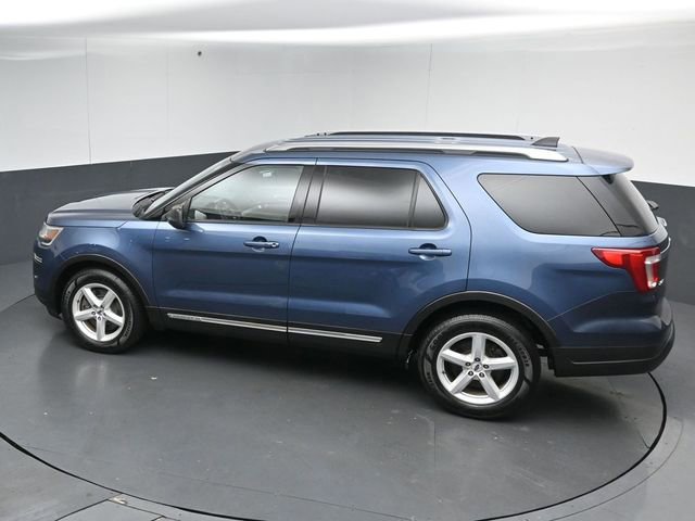 Certified 2018 Ford Explorer XLT image 10