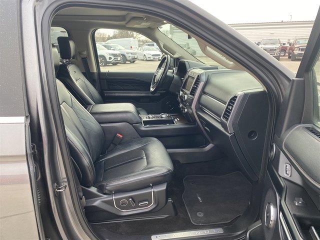 Certified 2019 Ford Expedition Platinum image 4