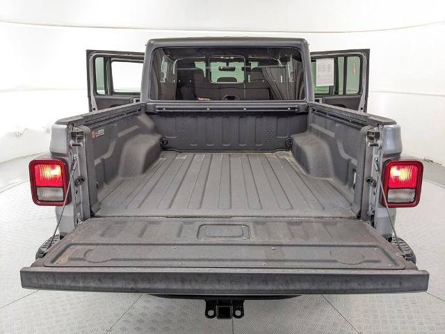 Used 2021 Jeep Gladiator Rubicon AWD/4WD image 37