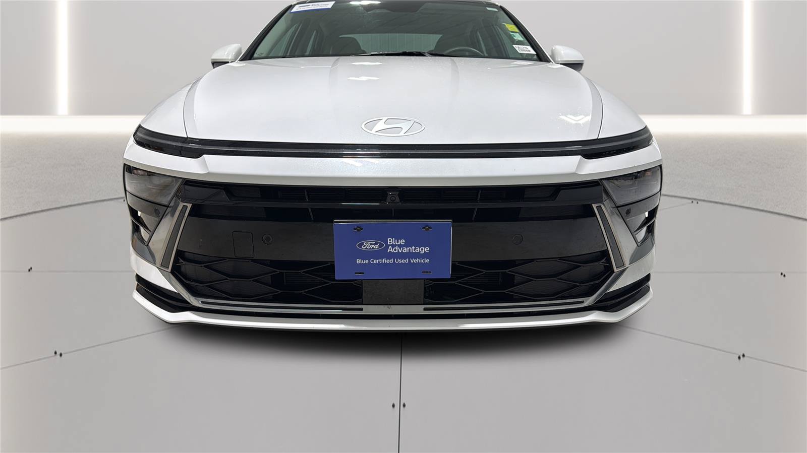 Used 2025 Hyundai Sonata Limited FWD image 30