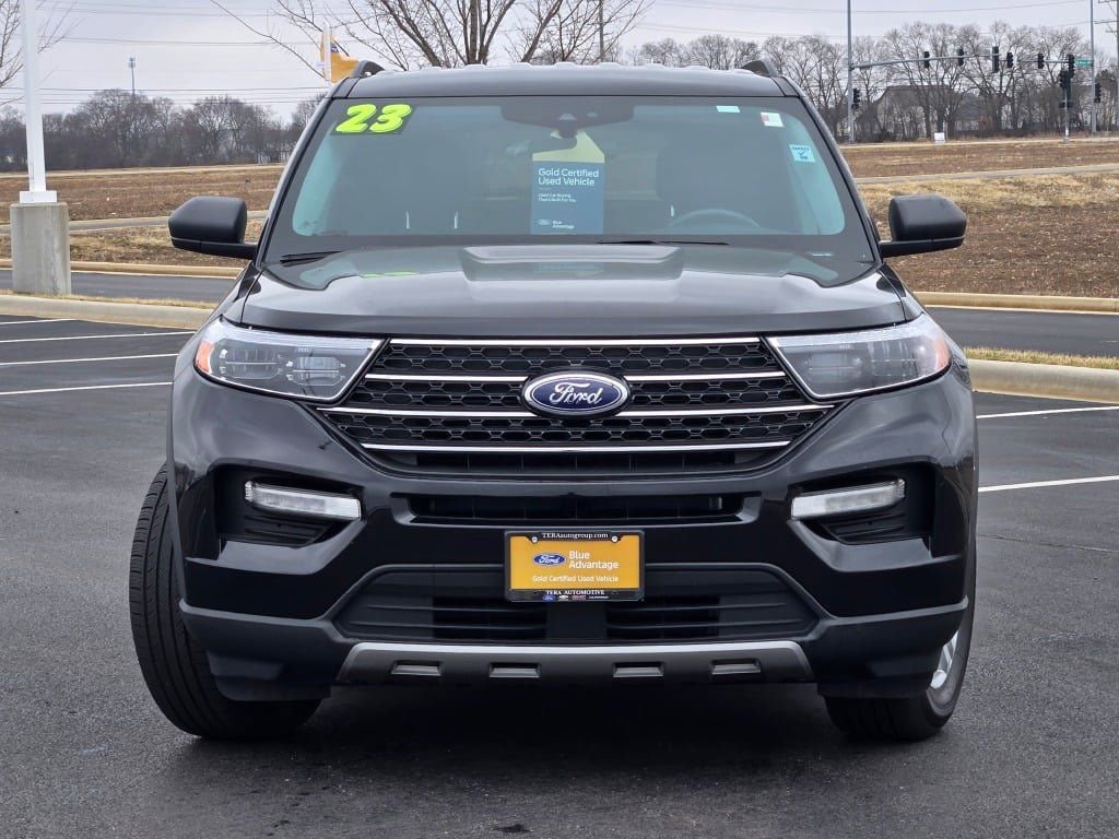 Certified 2023 Ford Explorer XLT w/ Equipment Group 202A image 3