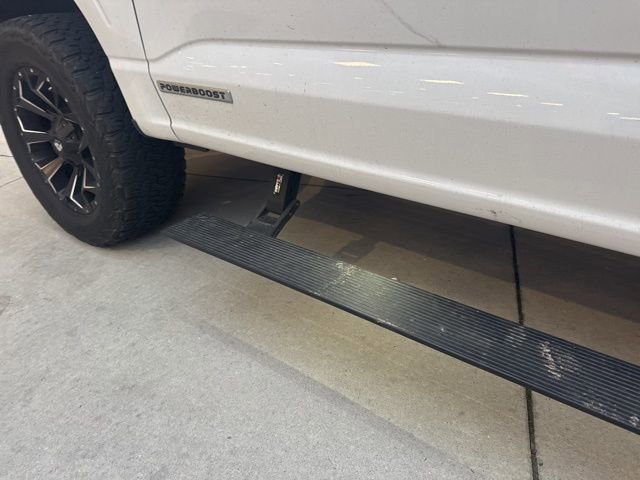 Certified 2021 Ford F150 XLT w/ Equipment Group 302A High image 8