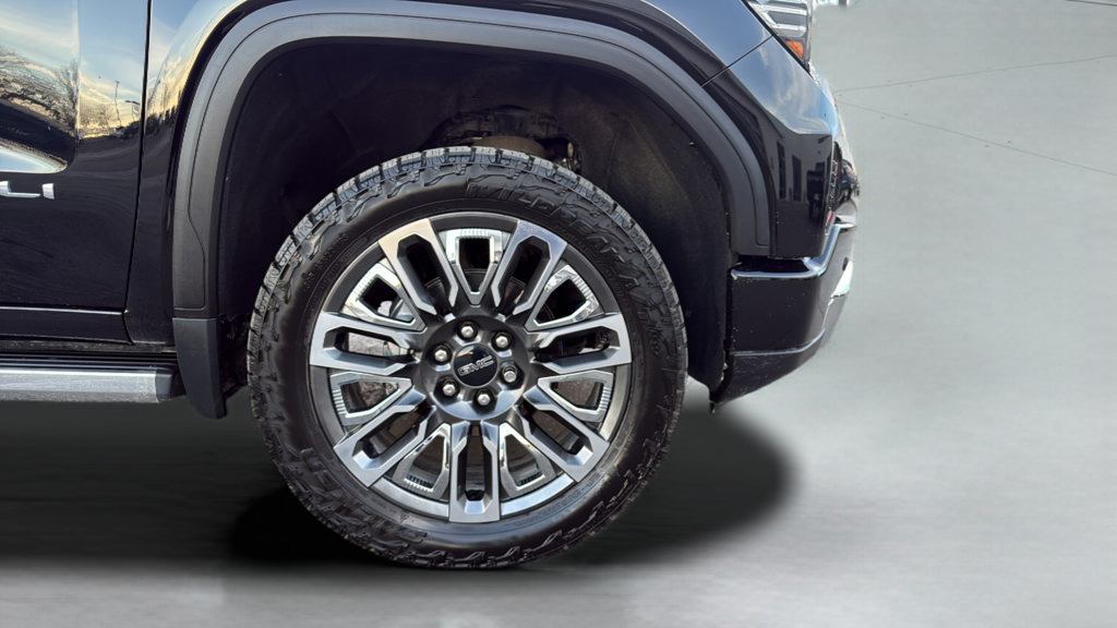 Used 2023 GMC Sierra 1500 Denali Ultimate AWD/4WD image 39