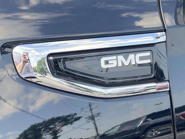 Used 2023 GMC Yukon XL SLT RWD image 9