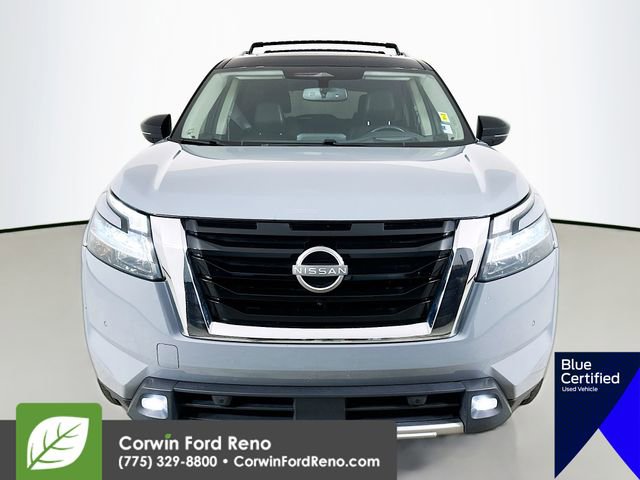 Used 2022 Nissan Pathfinder Platinum w/ Lighting Package (N93) AWD/4WD image 2