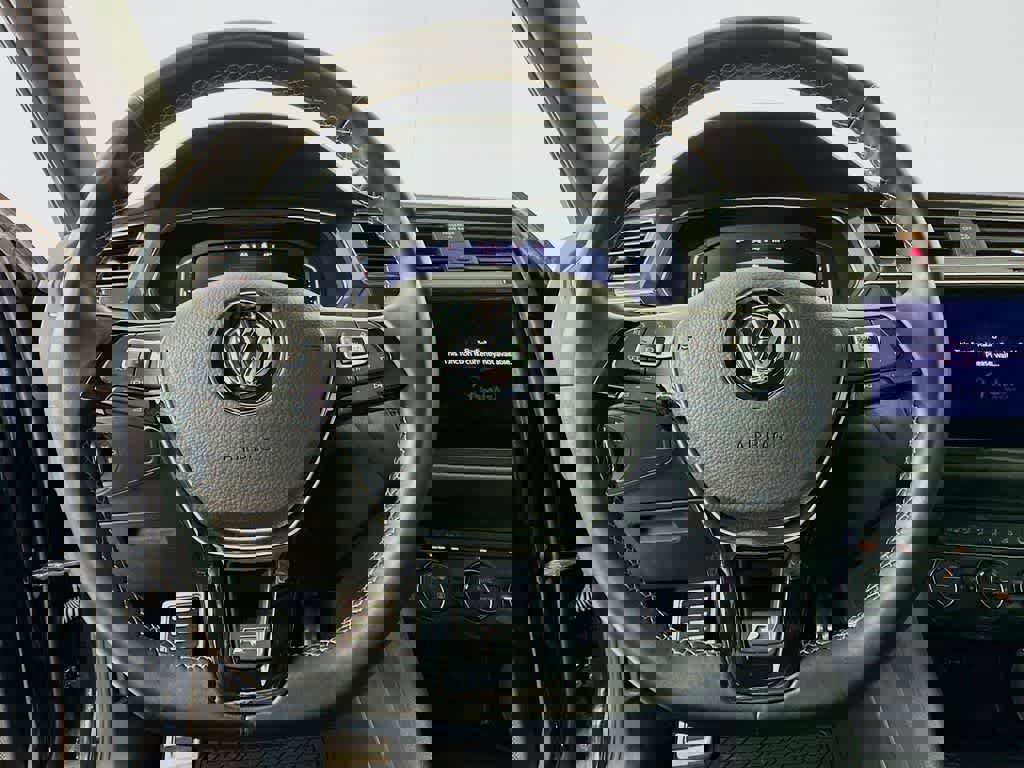 Used 2021 Volkswagen Tiguan SEL Premium R-Line w/ 3rd Row Seat Package image 19