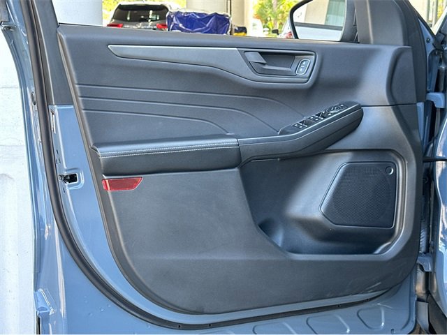 Certified 2024 Ford Escape Active image 38