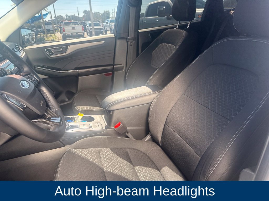 Certified 2024 Ford Escape Active FWD image 13