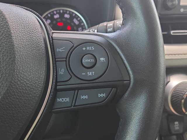 Used 2021 Toyota RAV4 XLE Premium FWD image 27