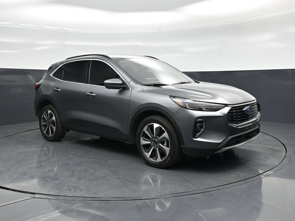 Certified 2023 Ford Escape Platinum AWD/4WD image 58