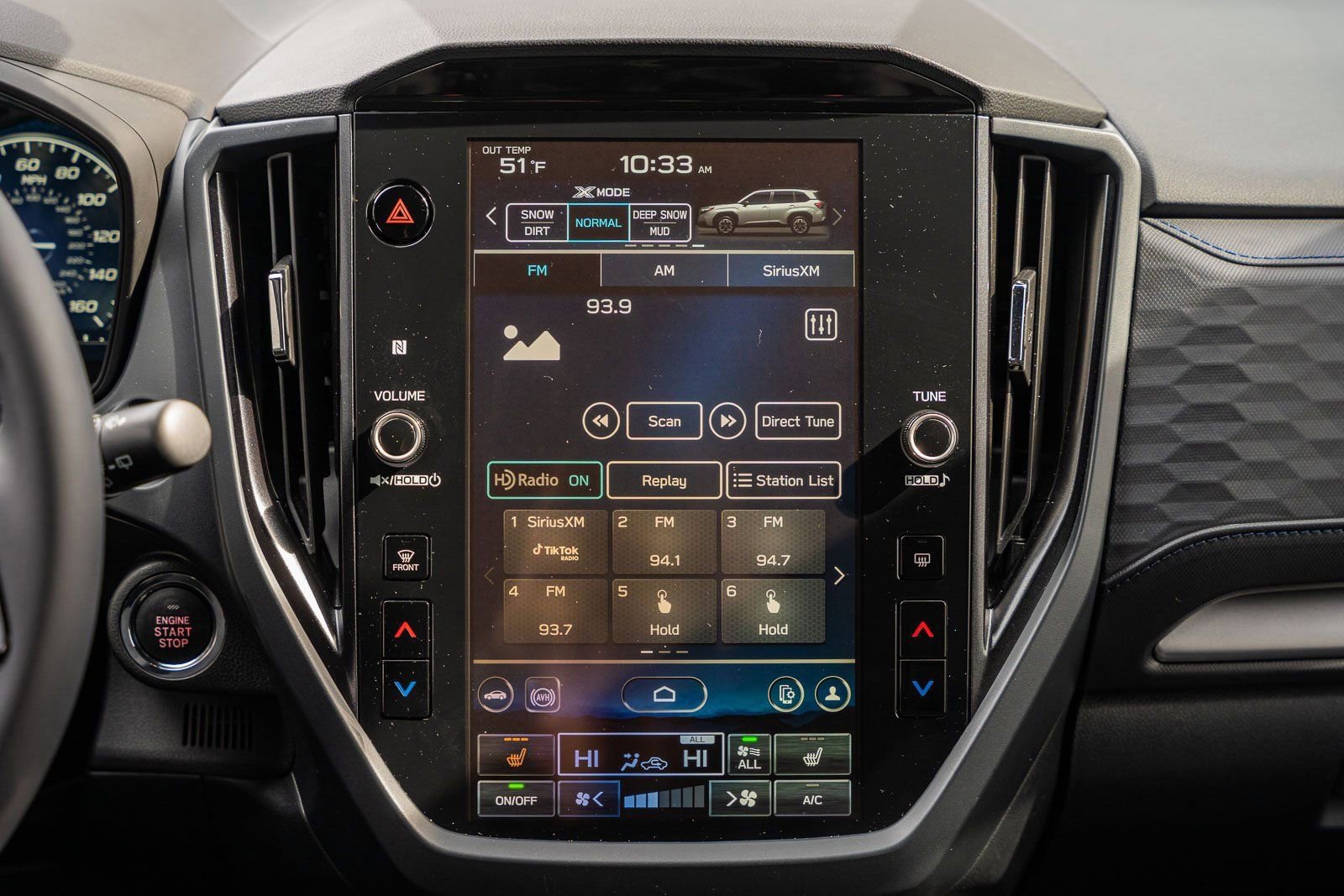 Used 2025 Subaru Forester Premium image 39