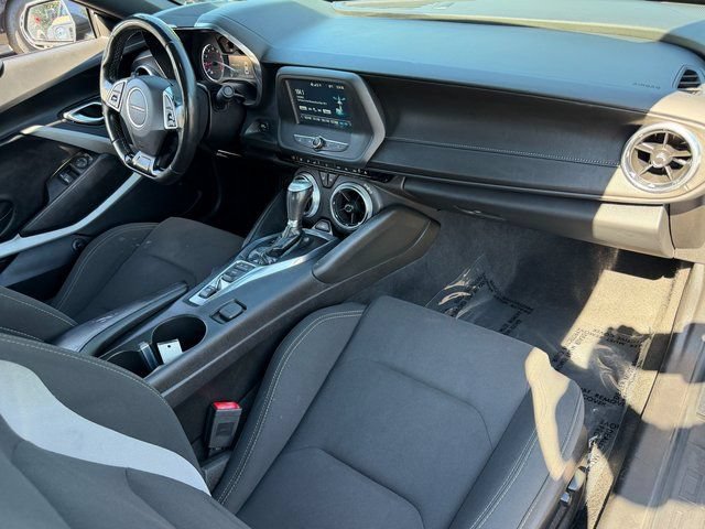 Used 2018 Chevrolet Camaro LT RWD image 25