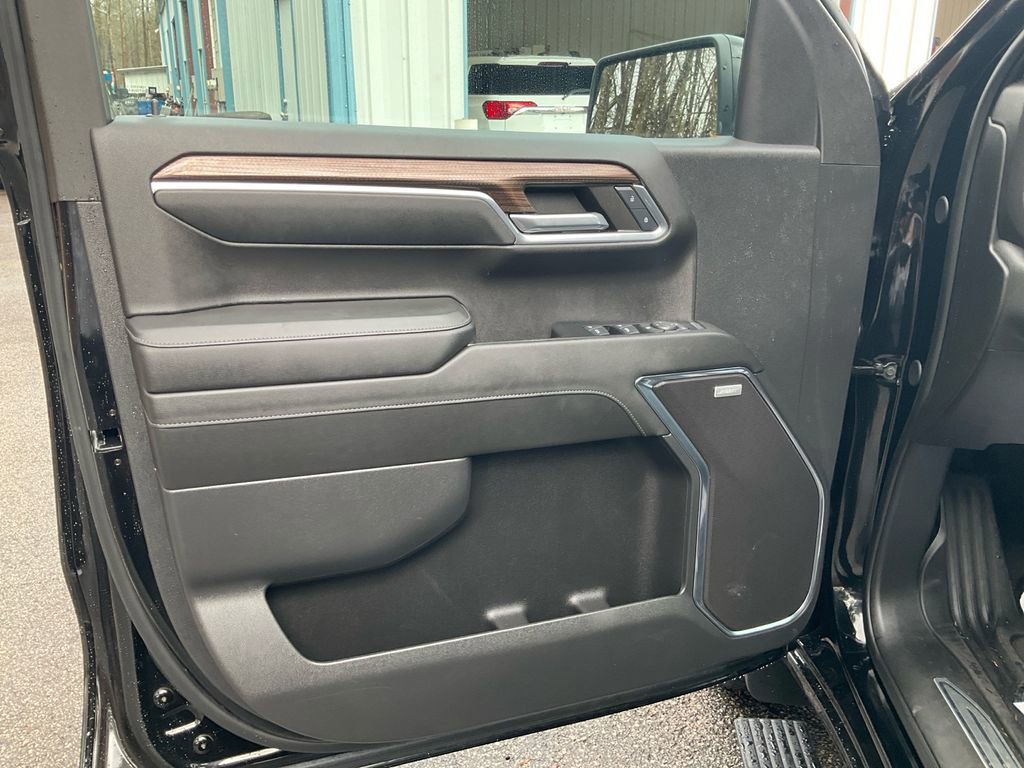 Used 2024 Chevrolet Silverado 1500 RST w/ Convenience Package II image 17