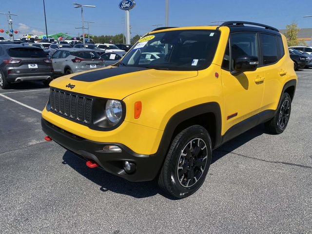 Used 2023 Jeep Renegade Trailhawk w/ Trailhawk Elite Group AWD/4WD image 3