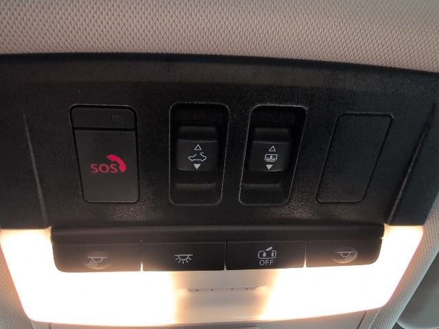 Used 2021 Nissan Rogue SV image 24