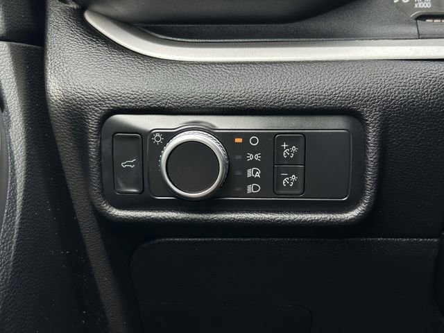 Certified 2022 Ford Explorer XLT image 24