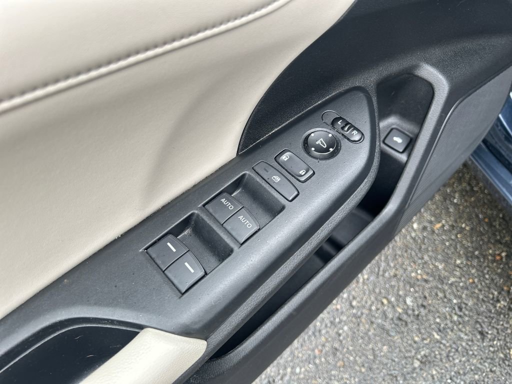 Used 2020 Honda Insight Touring image 19