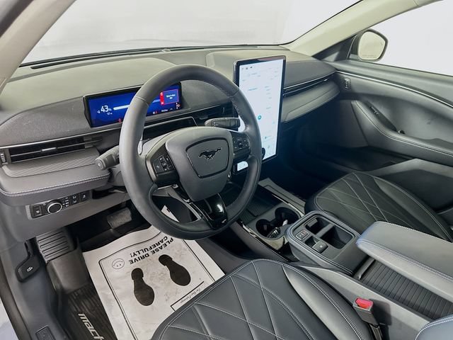 Certified 2025 Ford Mustang Mach-E Select w/ Comfort Package Lite AWD/4WD image 15
