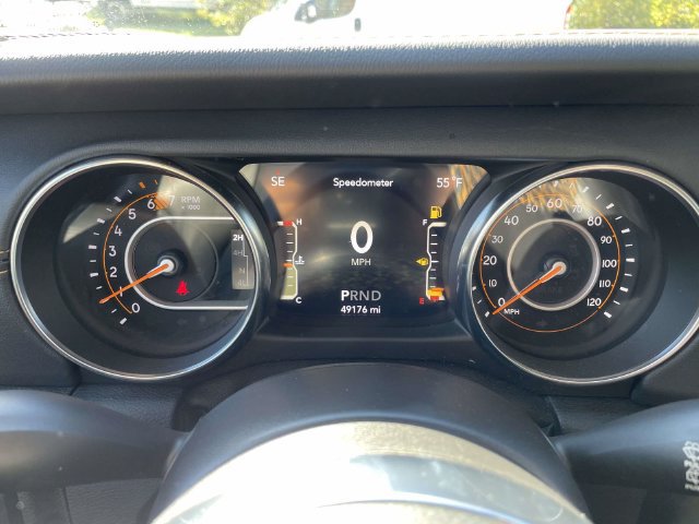 Used 2021 Jeep Wrangler Unlimited Sahara AWD/4WD image 24