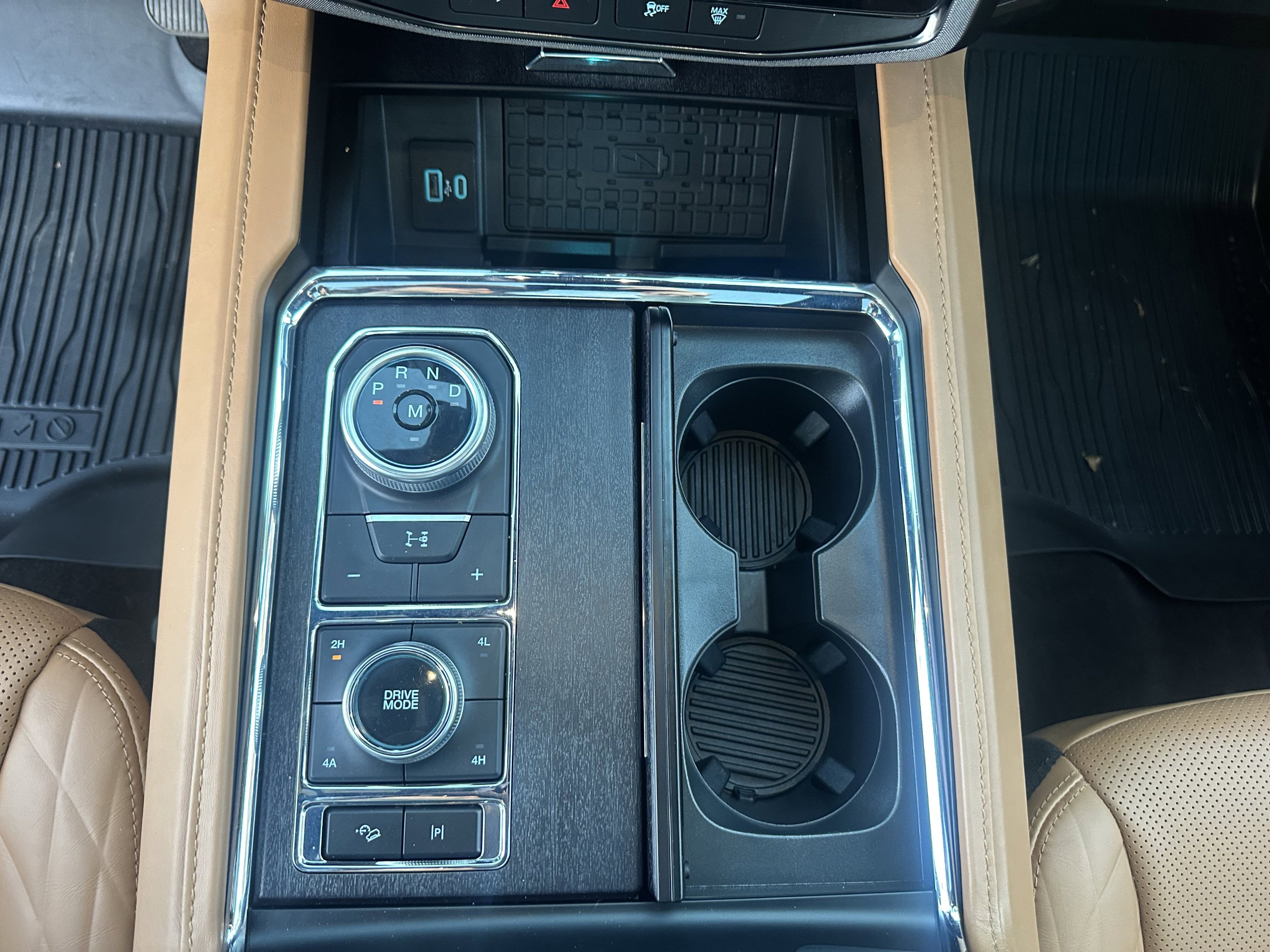 Certified 2022 Ford Expedition Platinum image 14