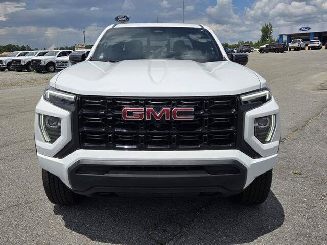 Used 2025 GMC Canyon Elevation w/ Technology Package RWD image 2