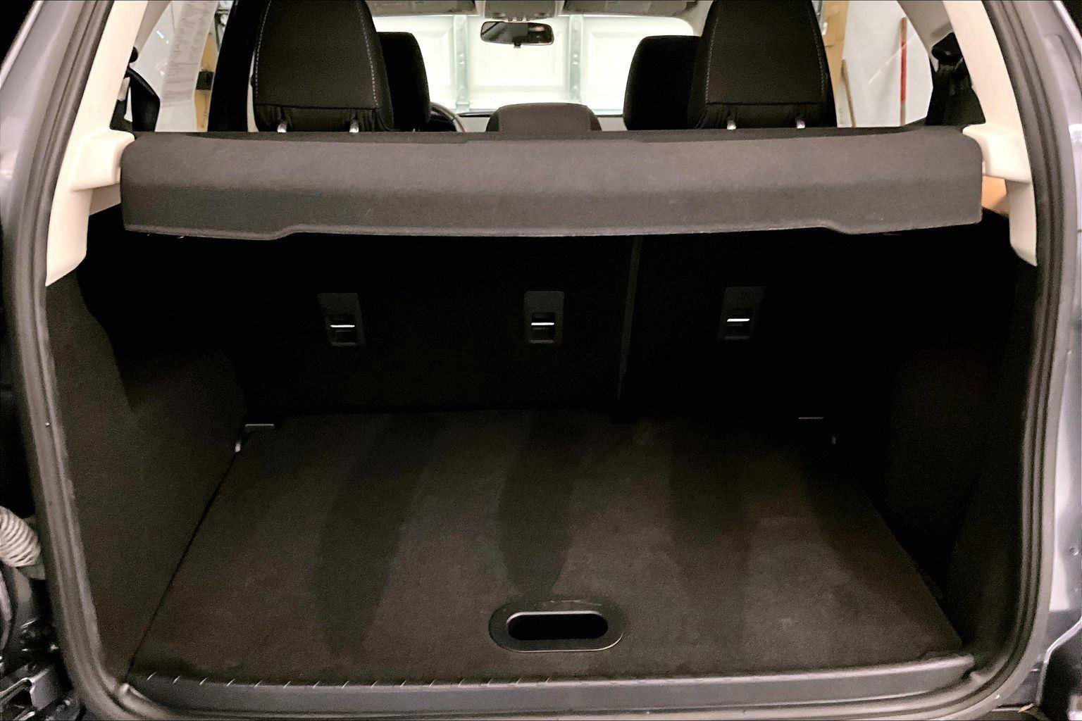 Certified 2020 Ford EcoSport SE w/ SE Convenience Package image 33