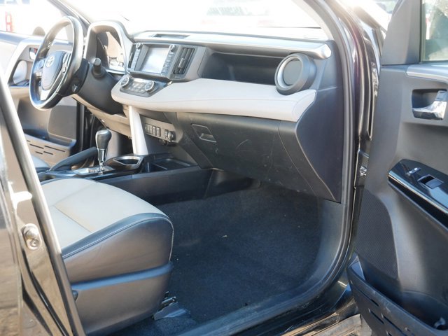 Used 2017 Toyota RAV4 Limited image 18