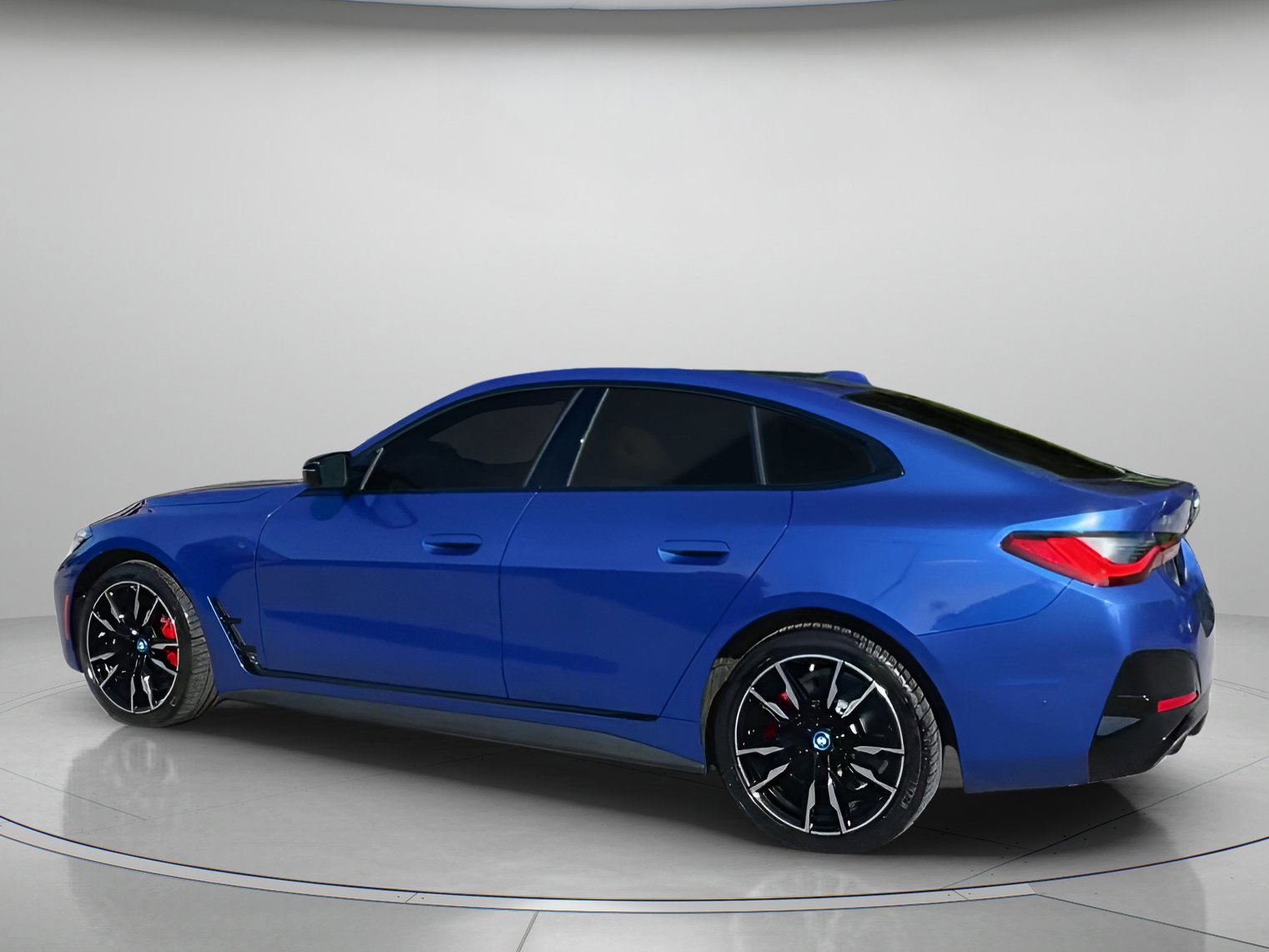 Used 2023 BMW i4 M50 image 12