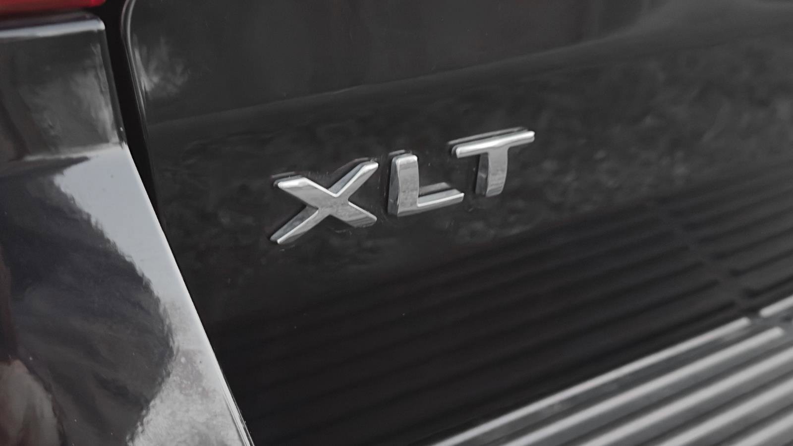 Certified 2021 Ford Expedition XLT image 9