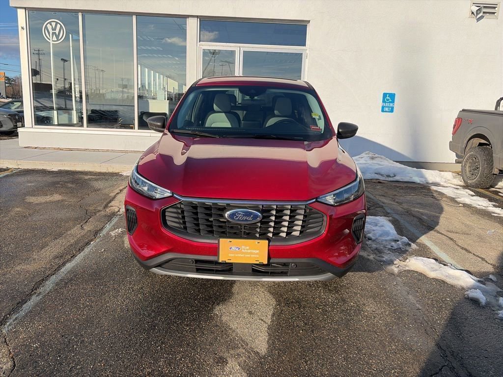 Certified 2025 Ford Escape Active w/ Cold Weather Package image 2
