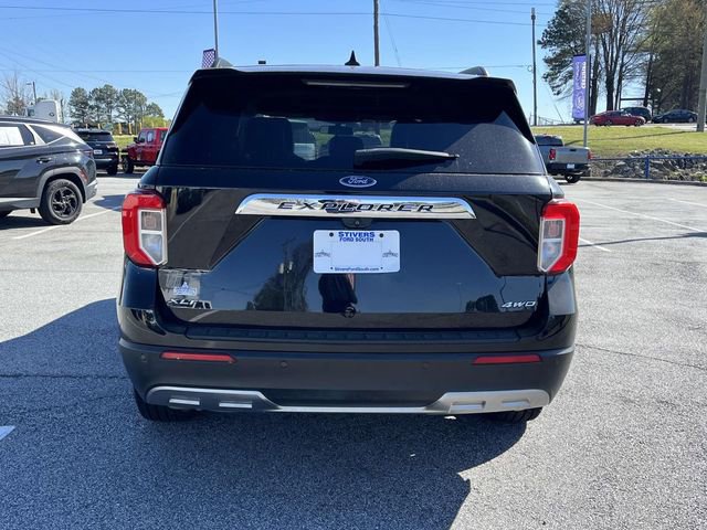 Certified 2021 Ford Explorer XLT w/ Equipment Group 202A image 4