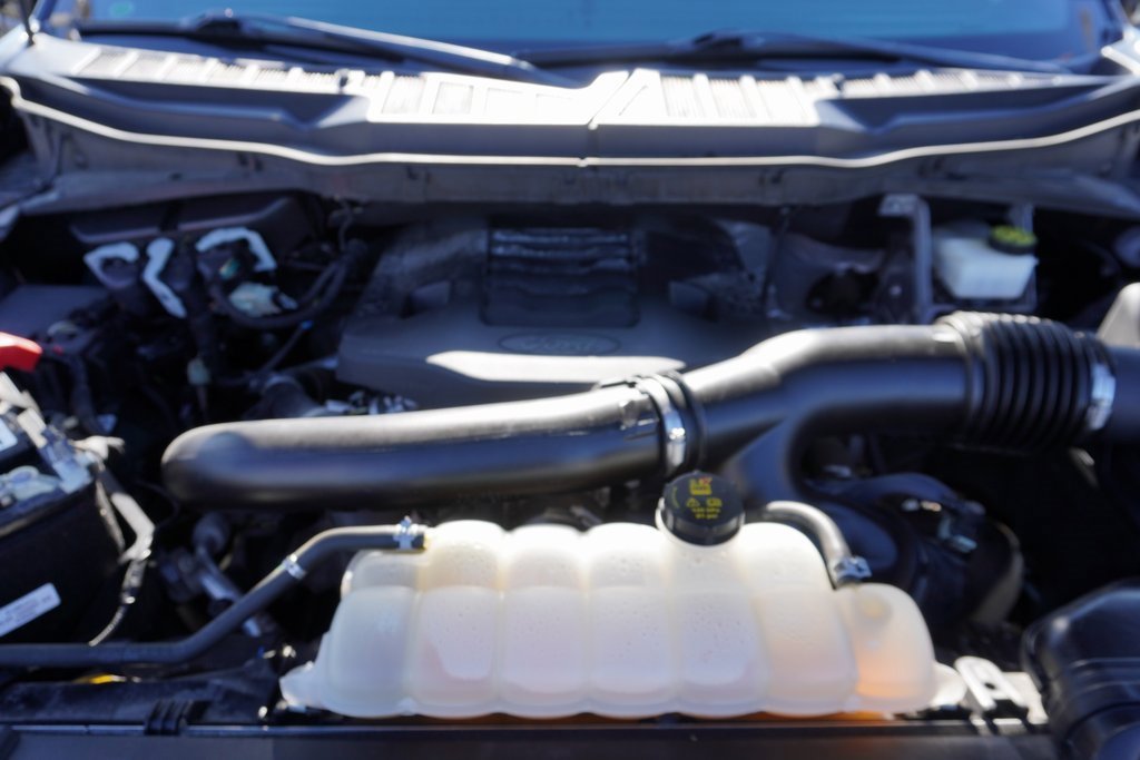 Certified 2022 Ford F150 Platinum w/ Equipment Group 701A High image 28