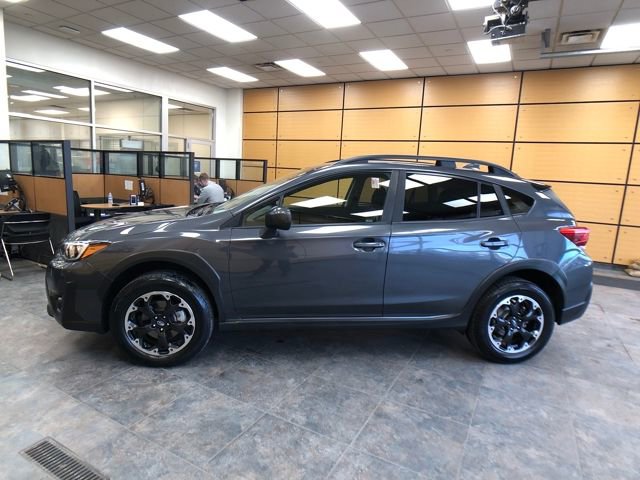Used 2021 Subaru Crosstrek 2.0i Premium image 4