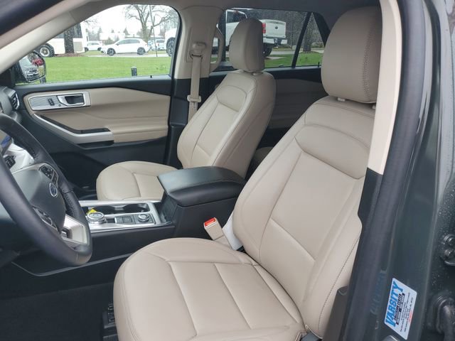 Certified 2024 Ford Explorer XLT w/ Equipment Group 202A image 15